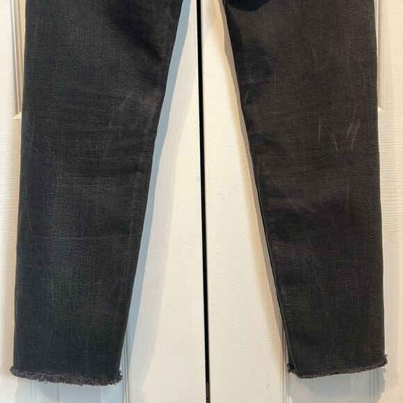 Levi’s Black Button Fly High Rise Jeans‎ Size 28 - Picture 9 of 13